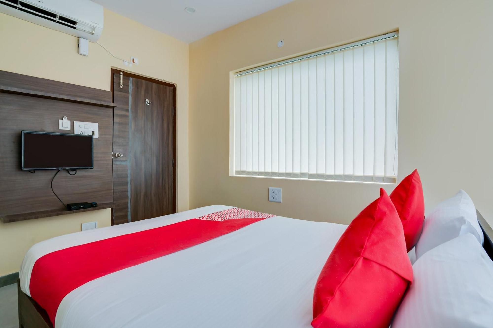 Hotel O Alekhya Residency Cafe Bahar Sururnagar Exterior foto